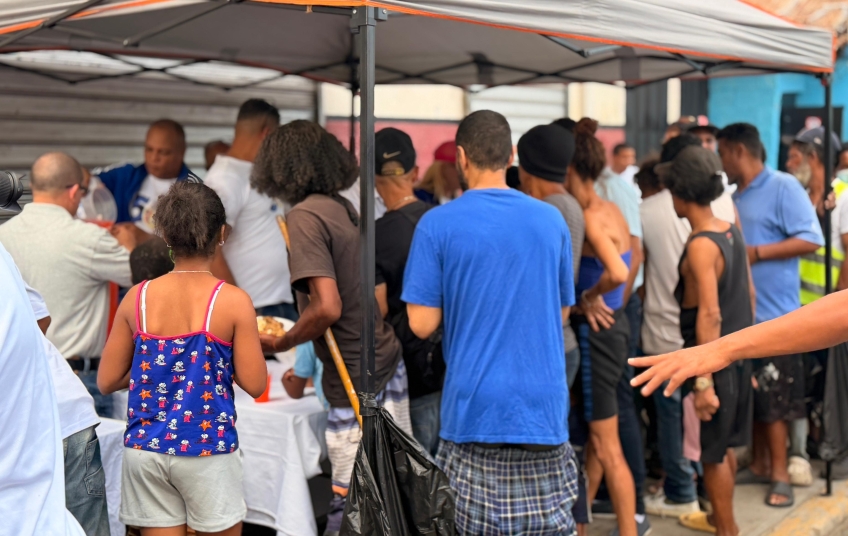 Hogar Crea rescata de las calles de Santiago a 19 personas