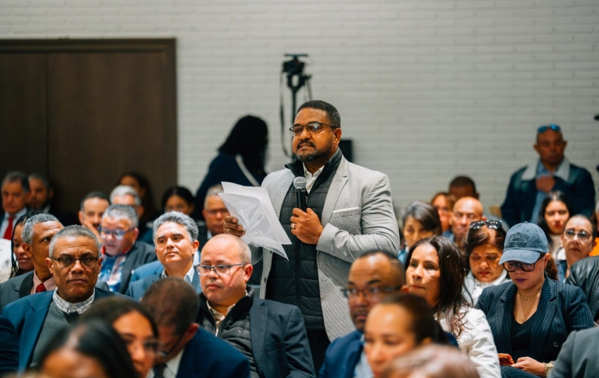 Comisión de la JCE recibe propuestas de aspirantes a miembros de las OCLEE en Europa