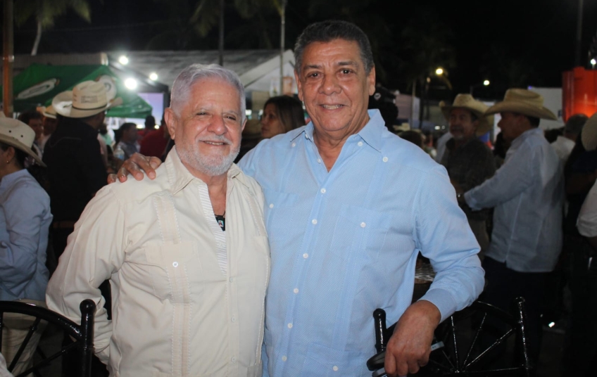 Agropecuaria Santo Domingo y MrFoods celebran encuentro en la Feria Agropecuaria Nacional 2026