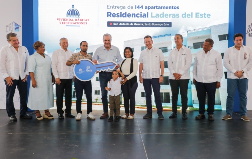 Banreservas financia 144 apartamentos entregados por el presidente Abinader en Laderas del Este