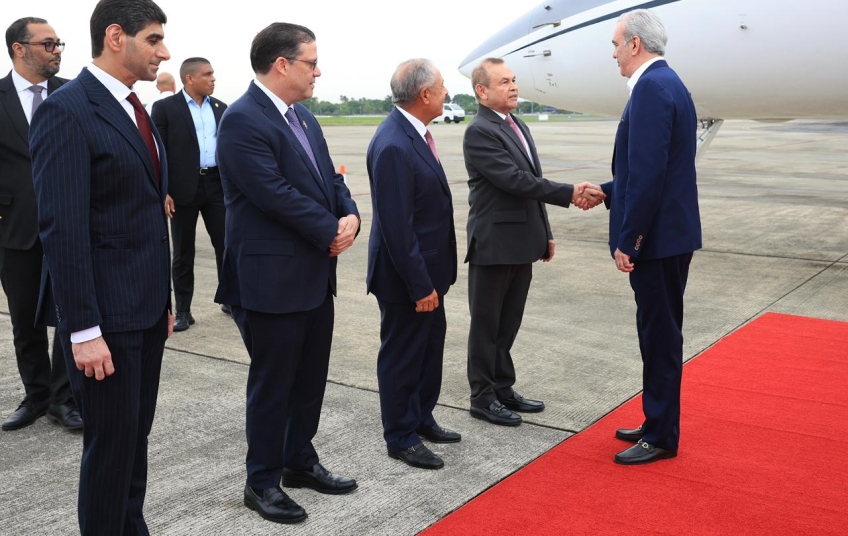 Presidente Abinader llega a Panamá, donde será orador principal del Congreso Mundial de Zonas Francas