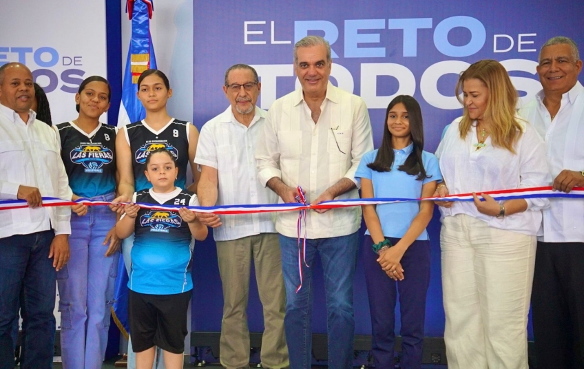 Presidente Abinader fortalece desarrollo de San José de Ocoa con obras de agua potable, educación y deporte