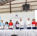 Ministro Joel Santos destaca transformación energética dominicana en Surinam